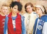 mdea...nu mai snt cn jtie ce fana...da snt ok place qm knta...da nu prea mai asc... :d tokio hotel